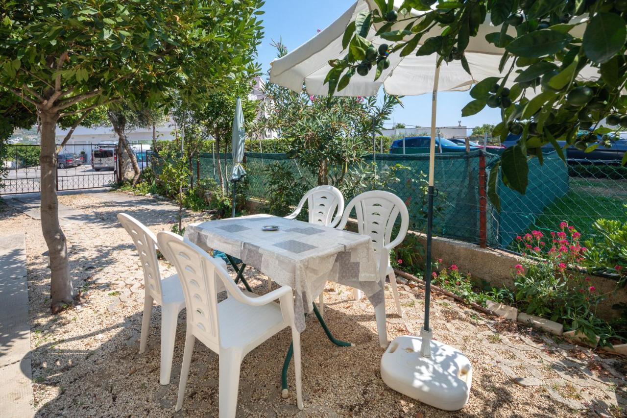 Apartments Near Beach Babic Split Eksteriør billede