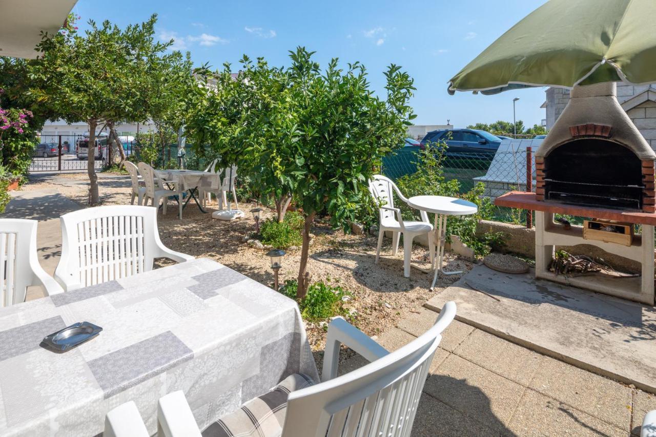 Apartments Near Beach Babic Split Eksteriør billede